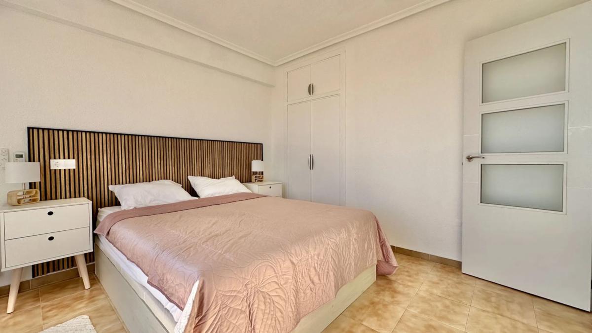 Sale of apartment in Calle Dorada, 22, Torrevieja
 photo 5