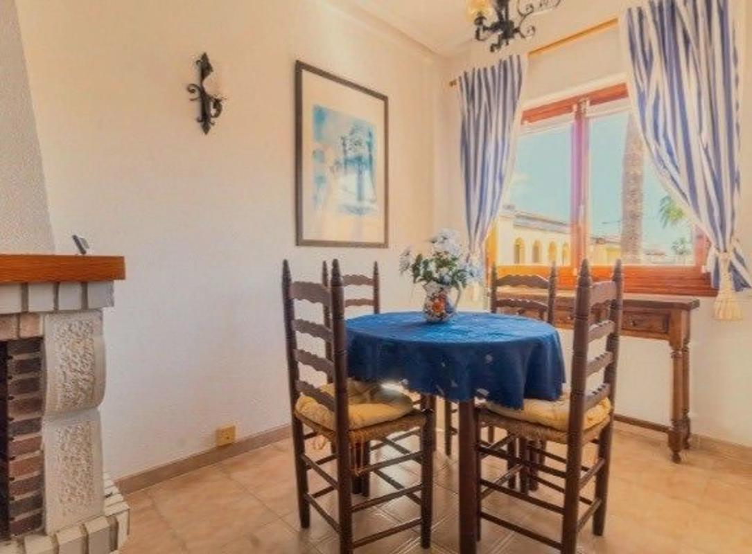 Sprzedaż mieszkania w Calle Estrellita de Mar, Torrevieja
photo 4