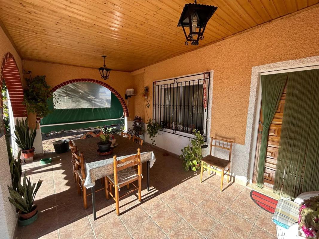 Edificio Residencial de 90m2 en venta en Crevillente photo 3