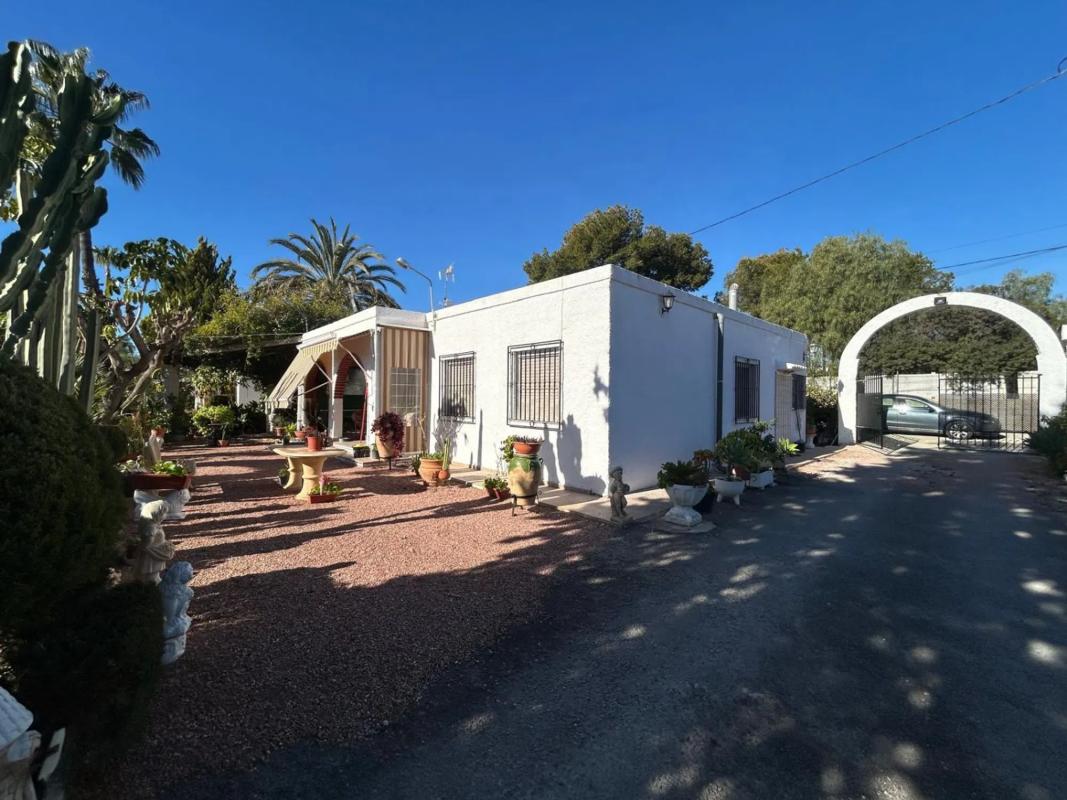 Edificio Residencial de 90m2 en venta en Crevillente photo 5