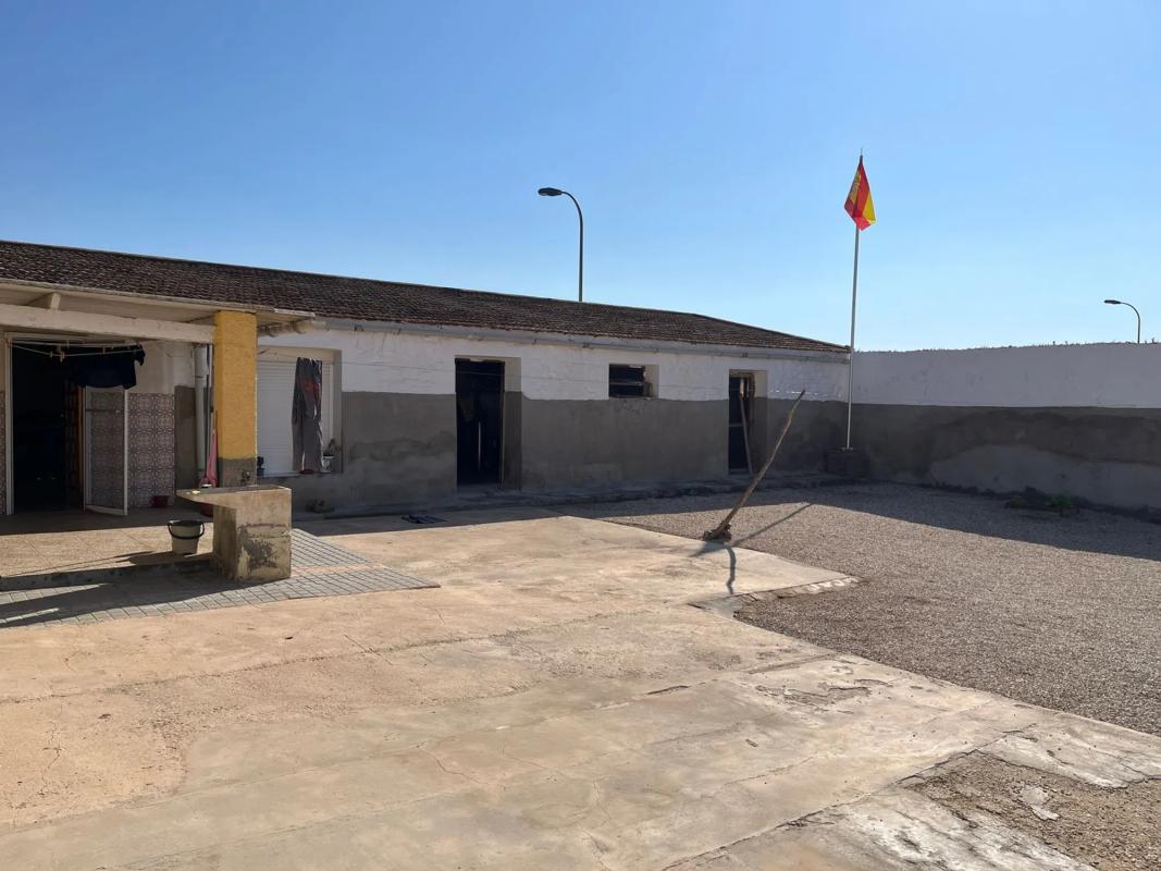 Продажа загородного участка в  Calle Catalan, 6 , Кревильенте photo 5