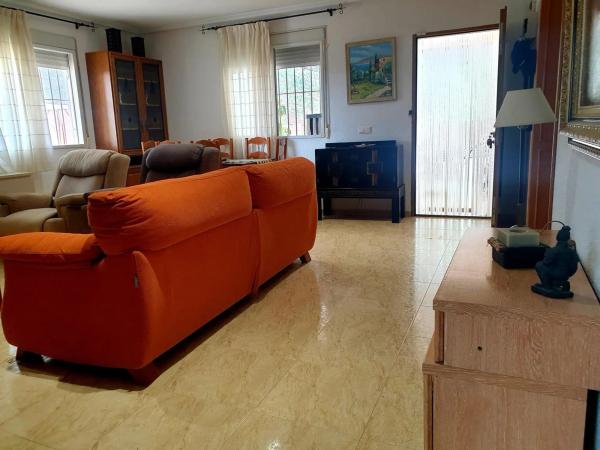 Chalet independiente en venta en Crevillente, Crevillente
 photo 1