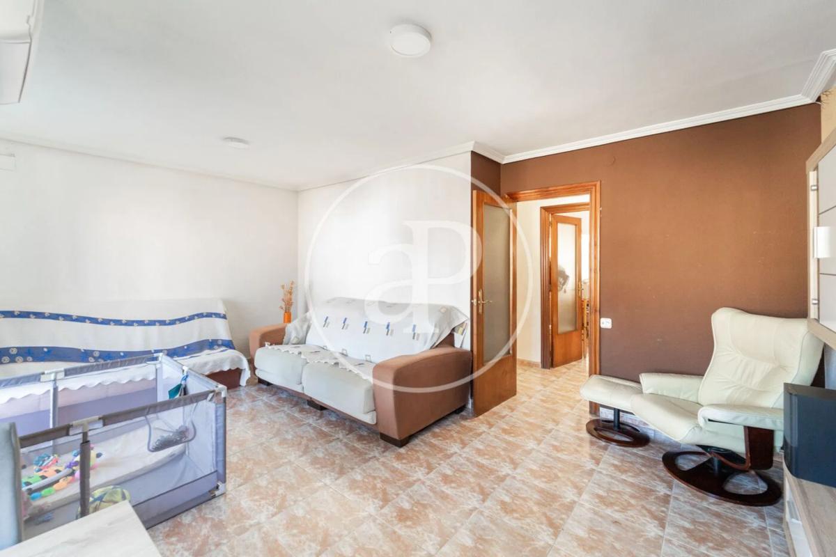 Venta de piso en Barrio Benalúa, Alicante / Alacant
 photo 4