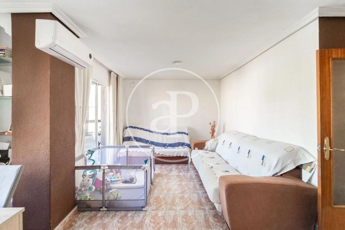 Venta de piso en Barrio Benalúa, Alicante / Alacant
 photo 5