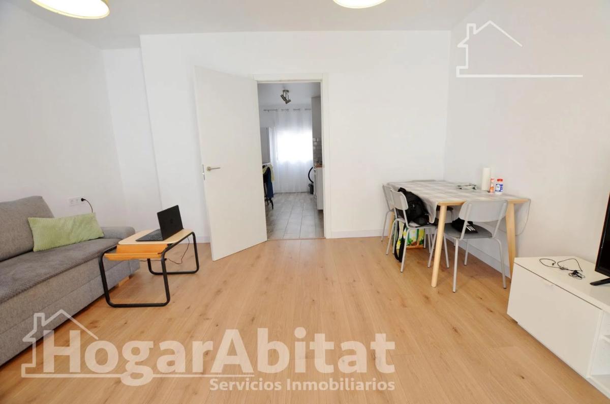 Продажа квартиры на Calle Deportista Benjamin Rodriguez, Аликанте / Алакант
photo 1