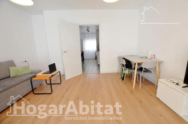 Квартира на продажу на  Calle Deportista Benjamin Rodriguez, Аликанте / Алакант photo 1