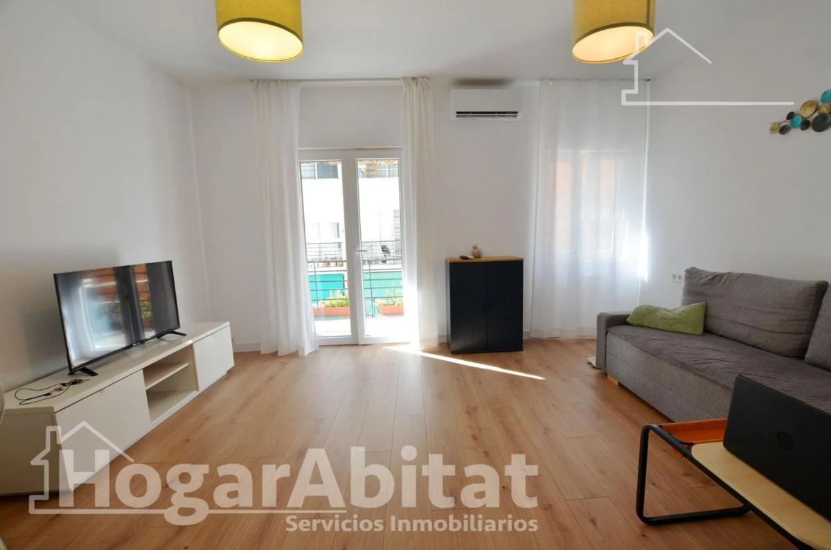 Продажа квартиры на Calle Deportista Benjamin Rodriguez, Аликанте / Алакант
photo 2