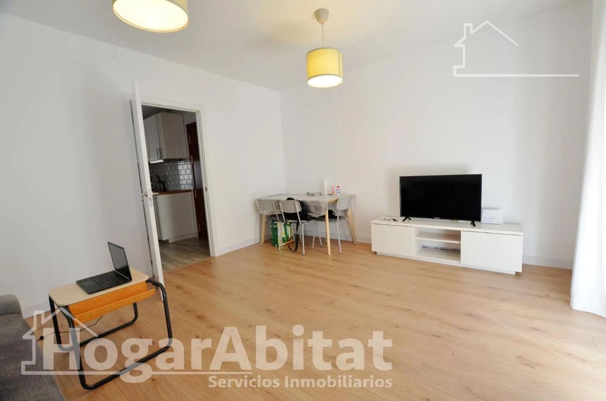 Продажа квартиры на Calle Deportista Benjamin Rodriguez, Аликанте / Алакант
photo 4