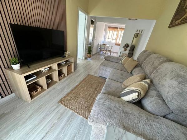 Apartment for sale in Calle d'Algol, 35, Alicante thumbnail 1