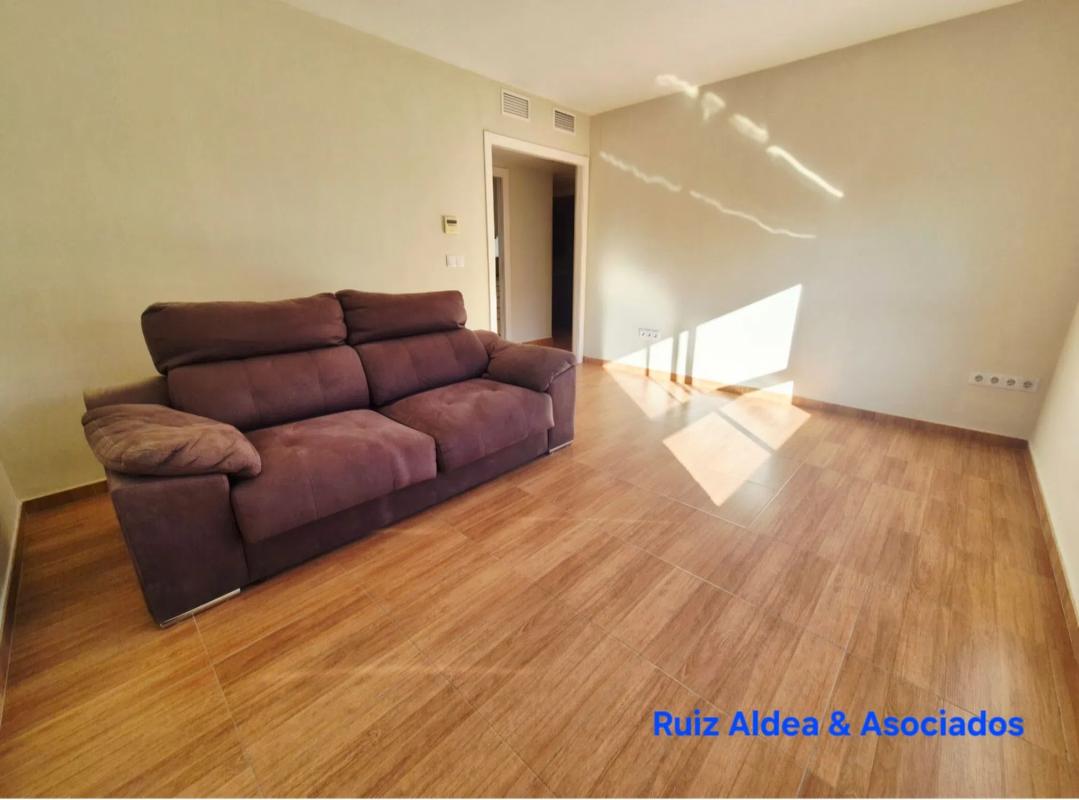 Venta de piso en Calle Alona, Alicante / Alacant
 photo 2