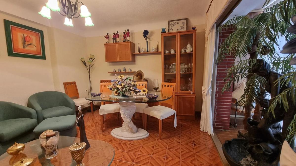 Venta de piso en Barrio Benalúa, Alicante / Alacant
 photo 3