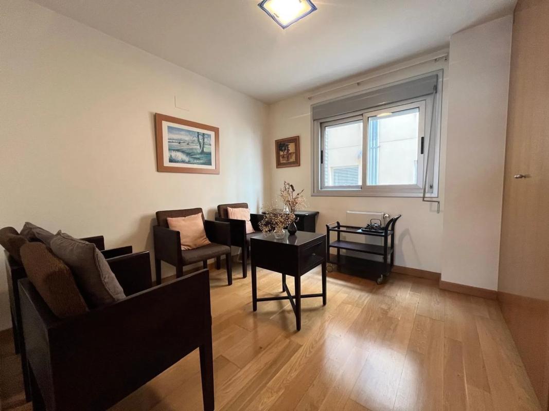 Venta de piso en CL MORATIN, Alicante / Alacant
photo 1