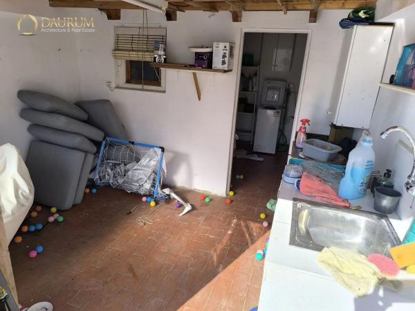 Chalet independiente en venta en Calle Cocentaina, Alicante / Alacant
thumbnail 2