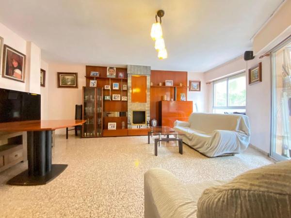 Квартира на продажу на  Calle Porvenir del Obrero, 1, Аликанте / Алакант photo 1