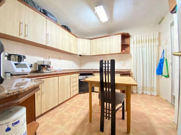 Квартира на продажу на  Calle Porvenir del Obrero, 1, Аликанте / Алакант photo 4