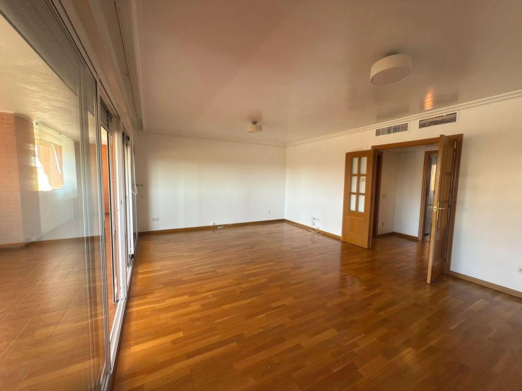 Venta de piso en CL NADADORA CARMEN SOTO, Alicante / Alacant
 photo 4