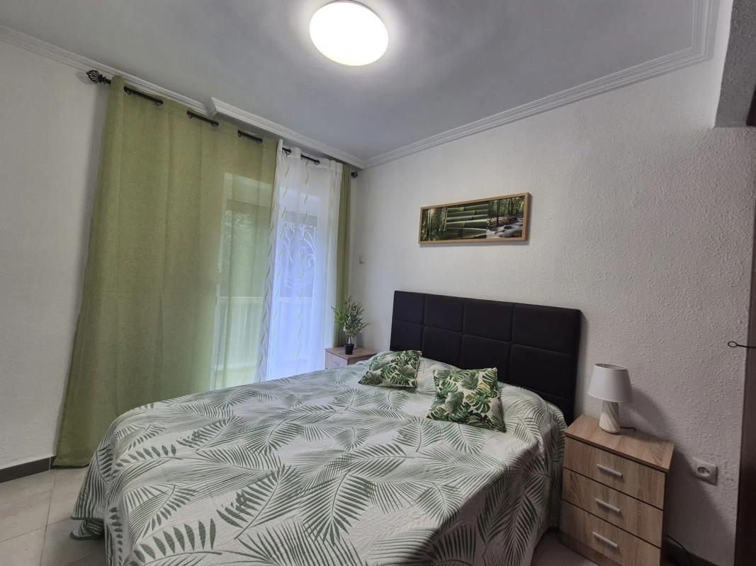 Venta de piso en Plaza Navarro Rodrigo s/n, Alicante / Alacant
photo 1