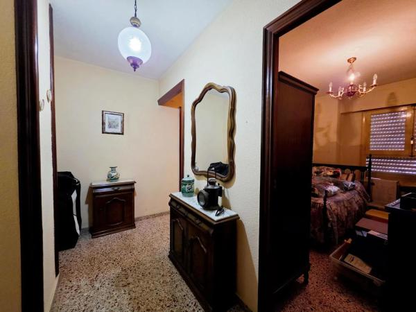 Квартира на продажу на  Barrio Carolinas Altas, Аликанте / Алакант photo 2
