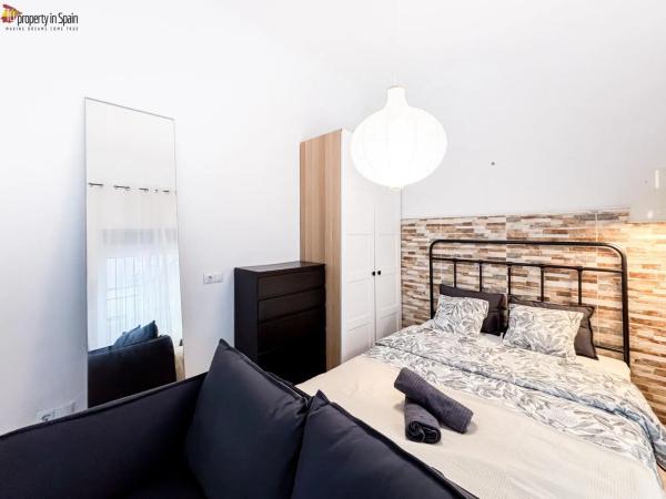 Квартира на продажу на  Calle Poeta Zorrilla, Аликанте / Алакант photo 1