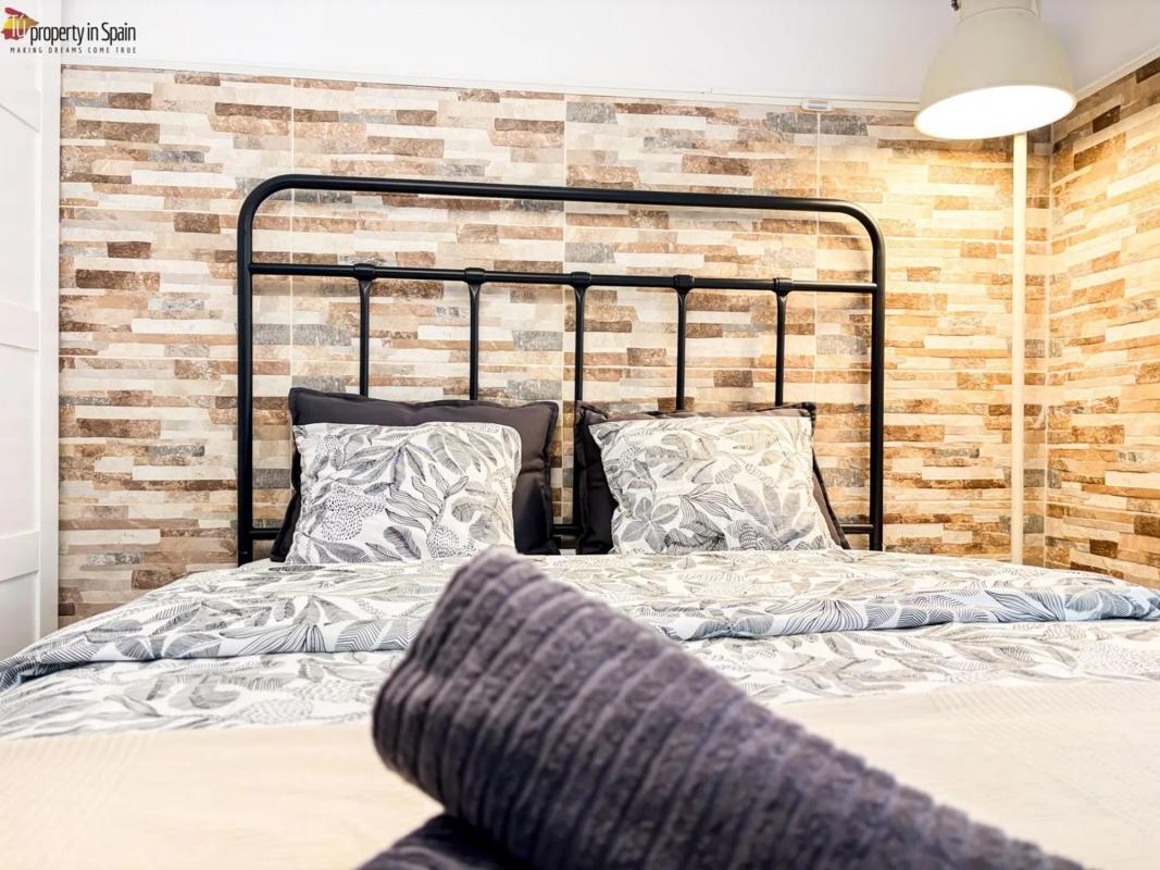 Продажа квартиры на Calle Poeta Zorrilla, Аликанте / Алакант
 photo 3