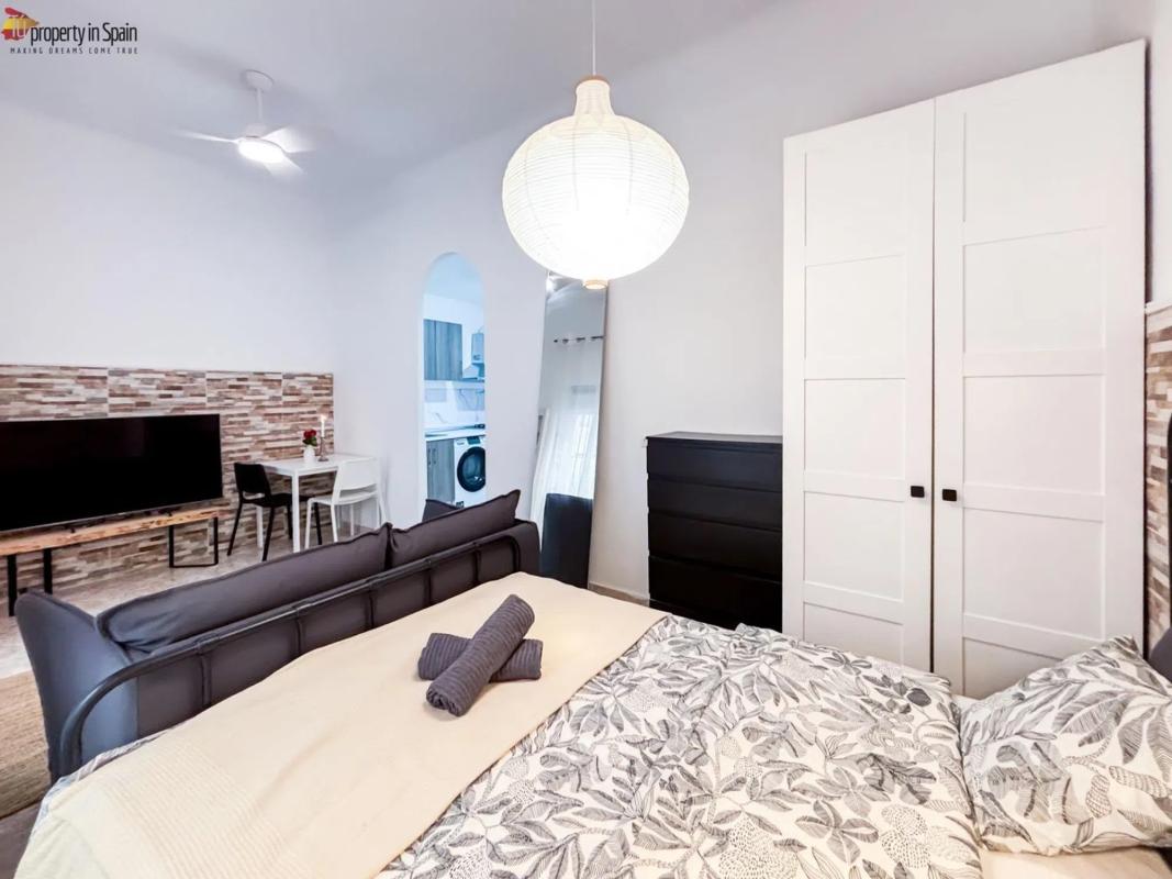 Продажа квартиры на Calle Poeta Zorrilla, Аликанте / Алакант
 photo 4
