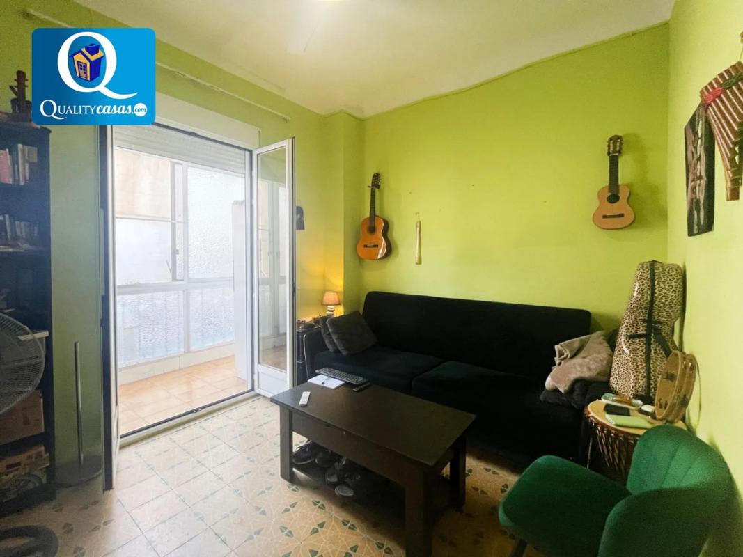 Venta de piso en Barrio Campoamor, Alicante / Alacant
 photo 4