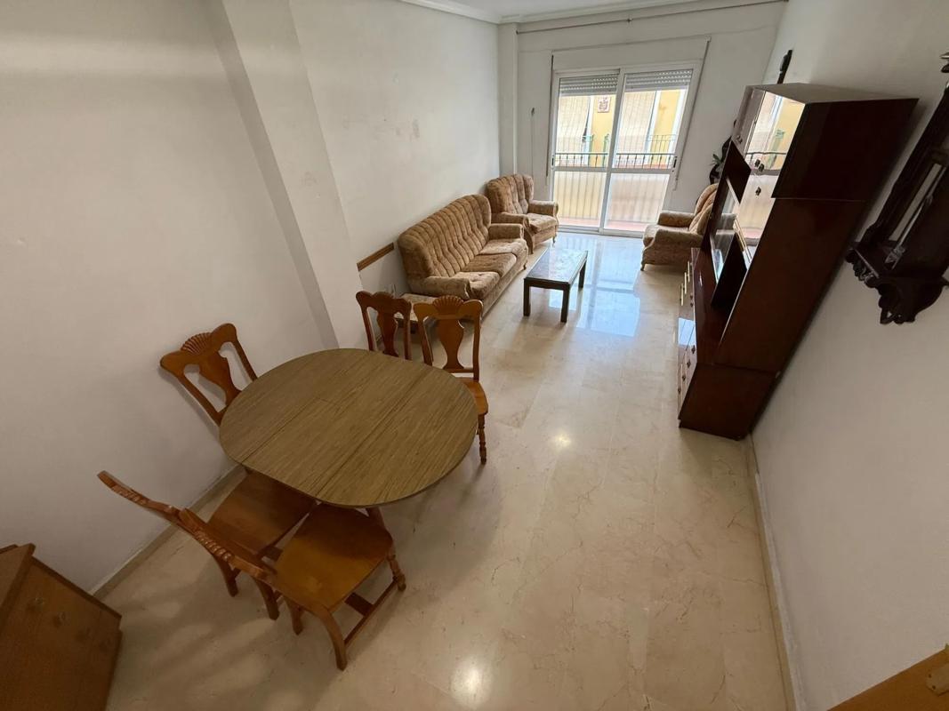 Venta de piso en Barrio Carolinas Bajas, Alicante / Alacant
 photo 5