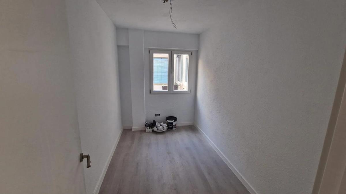Venta de ático en Barrio Carolinas Altas, Alicante / Alacant photo 3