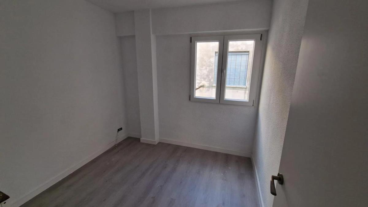 Venta de ático en Barrio Carolinas Altas, Alicante / Alacant photo 5