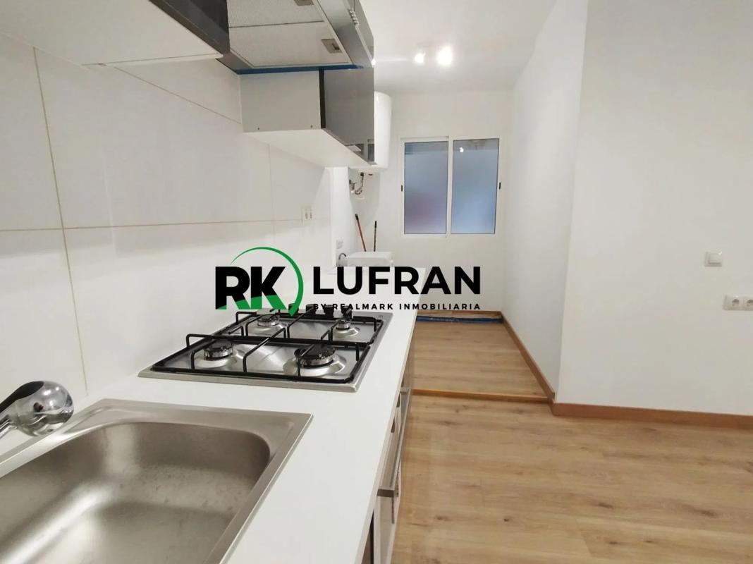 Продажа квартиры на Barrio Carolinas Altas, Аликанте / Алакант
 photo 5