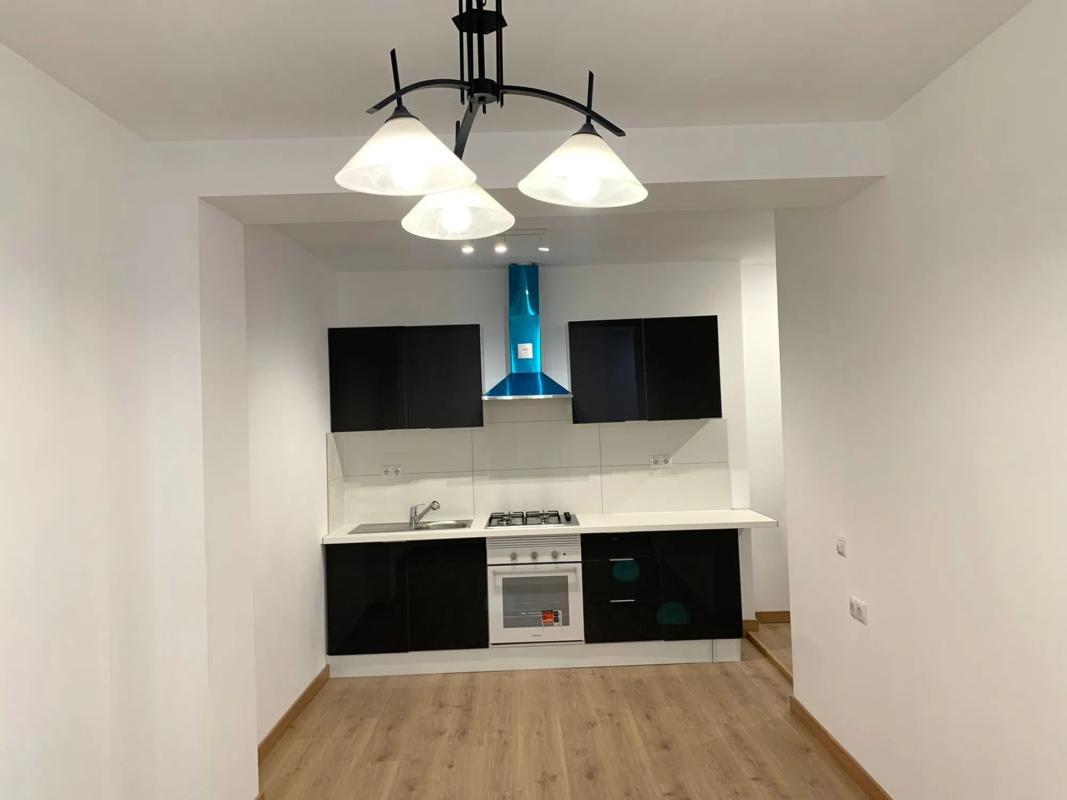 Продажа квартиры на Calle Pascual de la Mata s/n, Аликанте / Алакант
photo 4