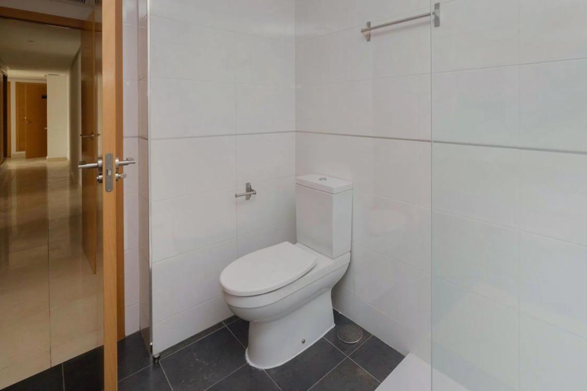 Venta de piso en Calle Vicente Alexandre, Alicante / Alacant
 photo 3