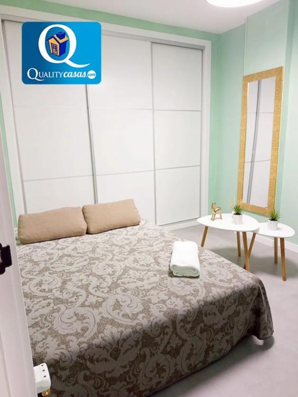 Venta de piso en Barrio Campoamor, Alicante / Alacant
 photo 2