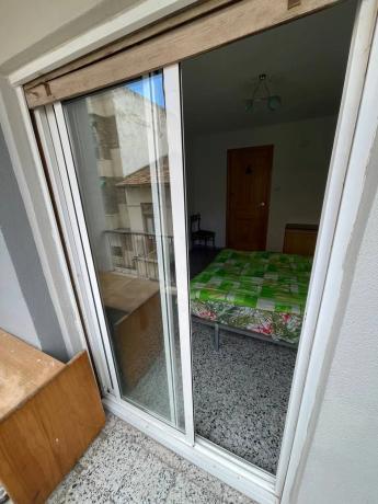 Apartment for sale in  Barrio Carolinas Bajas, Alicante photo 1