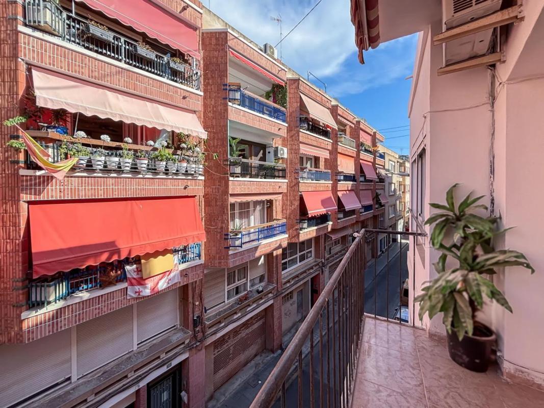 Продажа квартиры на Calle General Serrano, Аликанте / Алакант
 photo 3