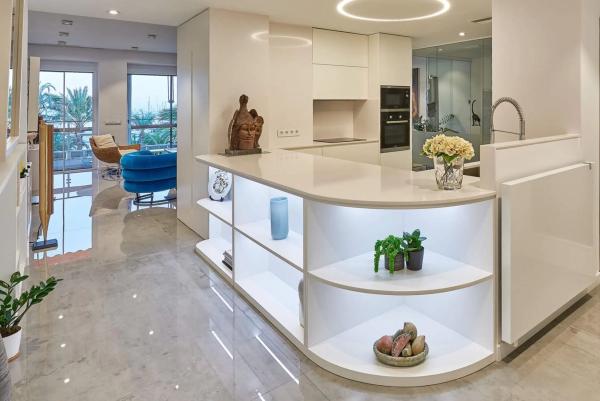 Apartment for sale in  Avenida de Ramón y Cajal, Alicante photo 4