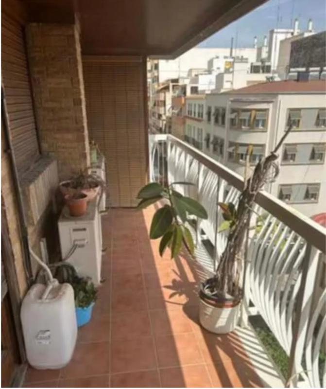 Sale of apartment in Calle Belando, Alicante
photo 1