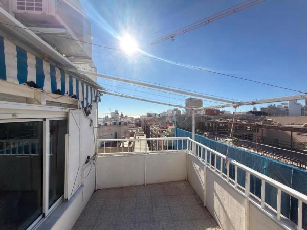 Penthouse for sale at  Calle Navas, 16, Alicante photo 2