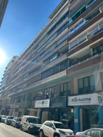 Квартира на продажу на Calle Pintor Aparicio, Аликанте / Алакант photo 1