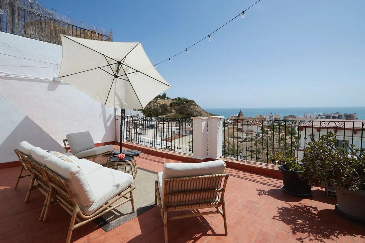 Venta de chalet independiente en Barrio Casco Histórico-Santa Cruz, Alicante / Alacant
 photo 3