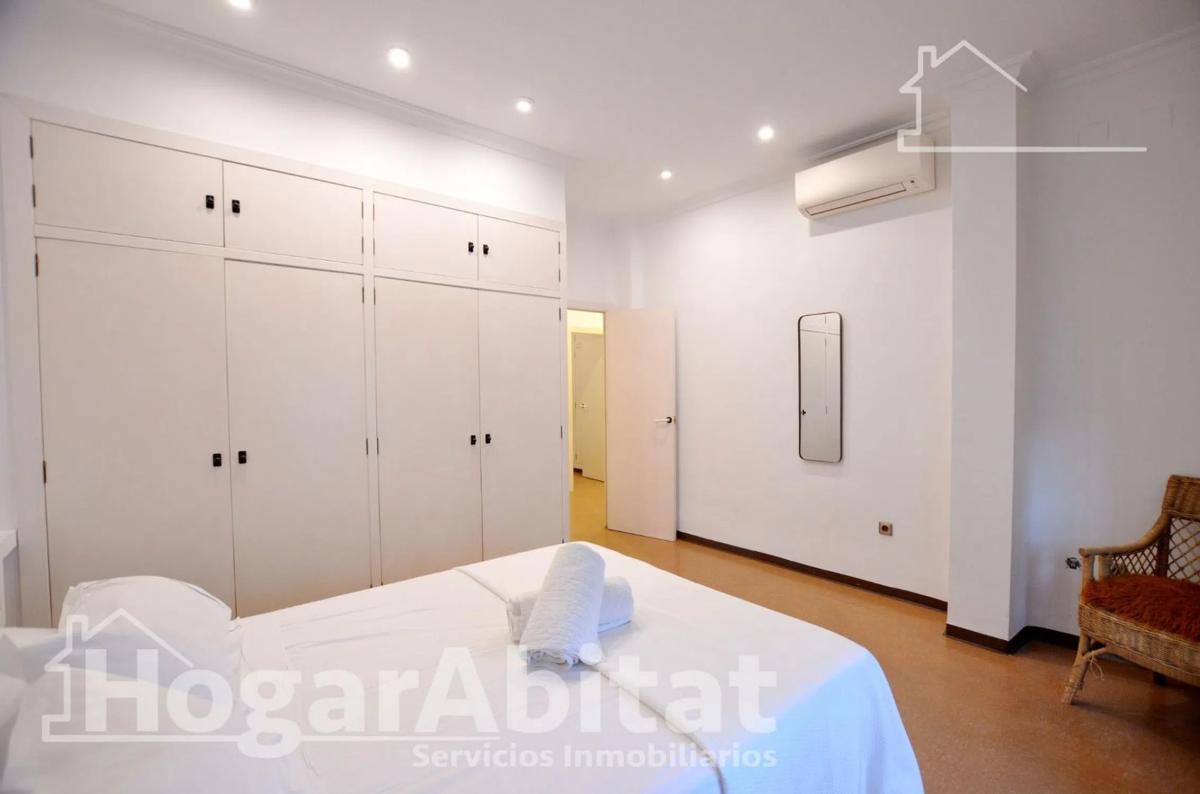 Sale of apartment in Calle Rafael Altamira, Alicante
photo 4