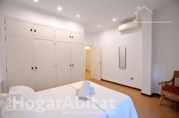 Apartment for sale in  Calle Rafael Altamira, Alicante photo 4