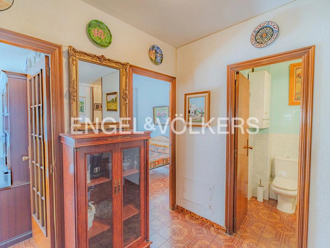 Продажа квартиры на Calle Castaños, Аликанте / Алакант
photo 1
