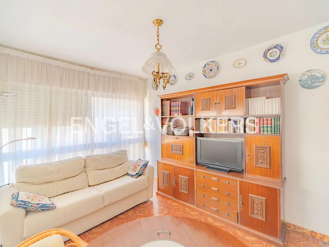 Продажа квартиры на Calle Castaños, Аликанте / Алакант
photo 4