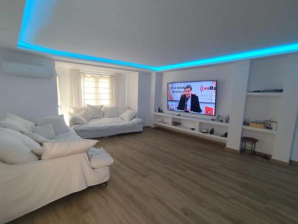 Venta de piso en Barrio Casco Histórico-Santa Cruz, Alicante / Alacant
thumbnail 3