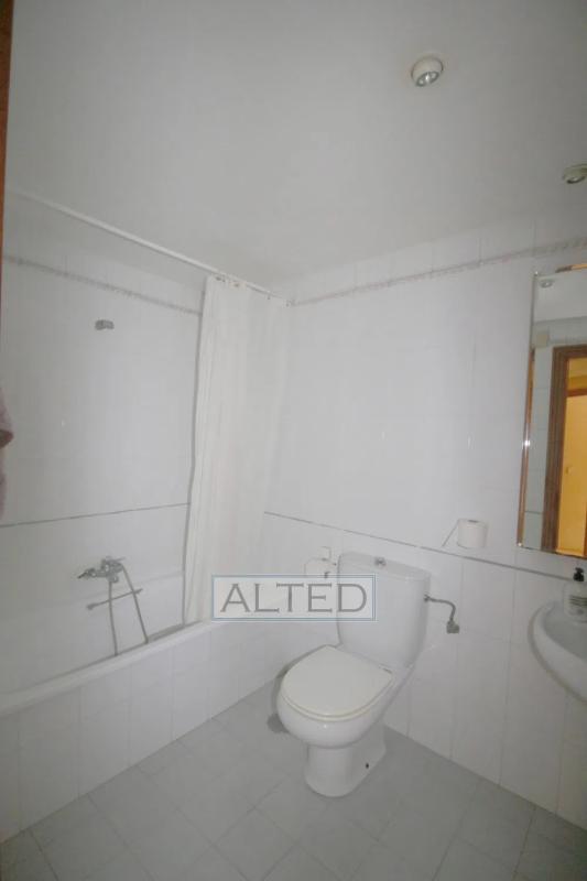 Продажа квартиры на Avenida Oscar Espla, Аликанте / Алакант
photo 1