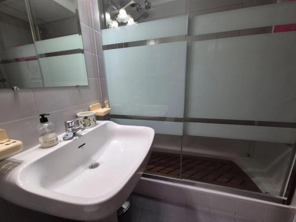 Apartment for sale in  Avenida del Doctor Gadea, Alicante photo 4