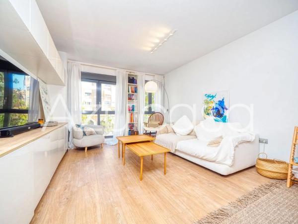 Apartment for sale in Avenida General Marvá, Alicante thumbnail 1