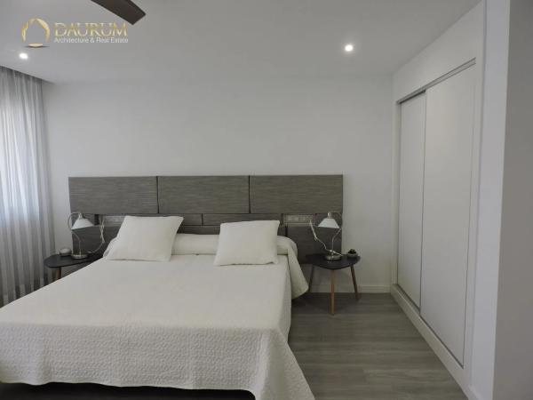 Квартира на продажу на  Calle de Ángel Lozano, Аликанте / Алакант photo 4