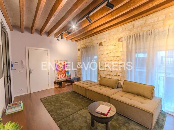Apartment for sale in Calle Navas, Alicante photo 1